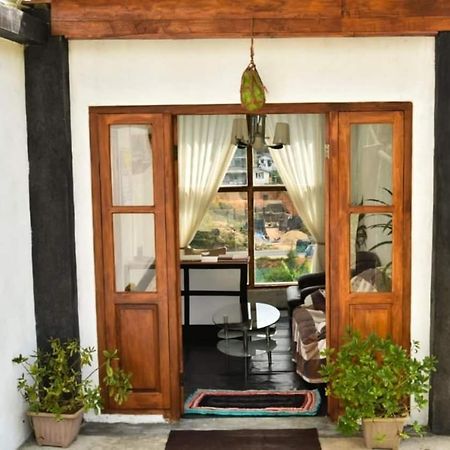 Shiny Cot Double Room With Garden View Нувара-Элия Экстерьер фото